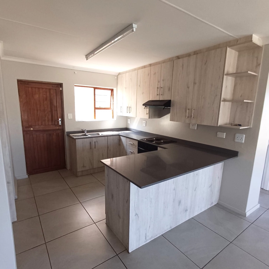 2 Bedroom Property for Sale in Wavecrest Eastern Cape